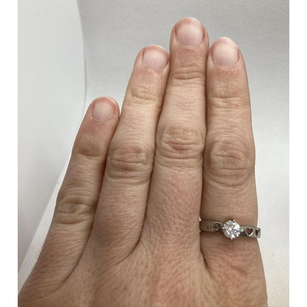 Vintage Round CZ Solitaire Band Ring Size 7.25 Sterling Silver 925 Dainty 2g‎